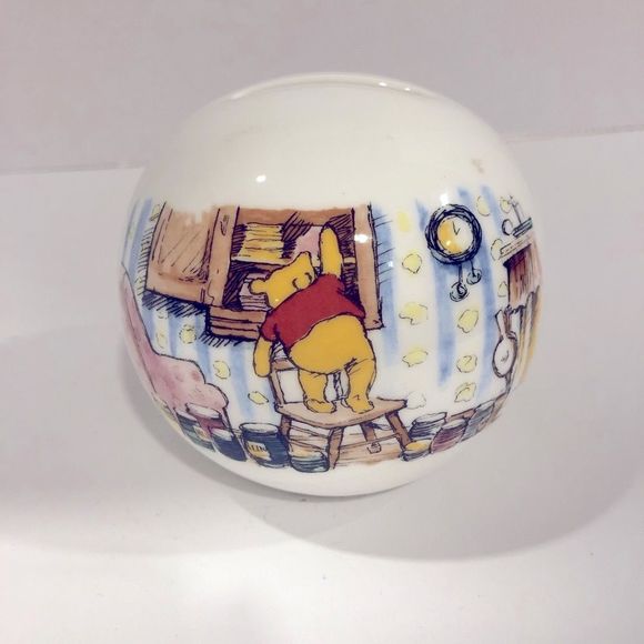 Royal Doulton Other - ROYAL DOULTON -1970s Winnie The Pooh Piggy Bank. Money Box-Vintage